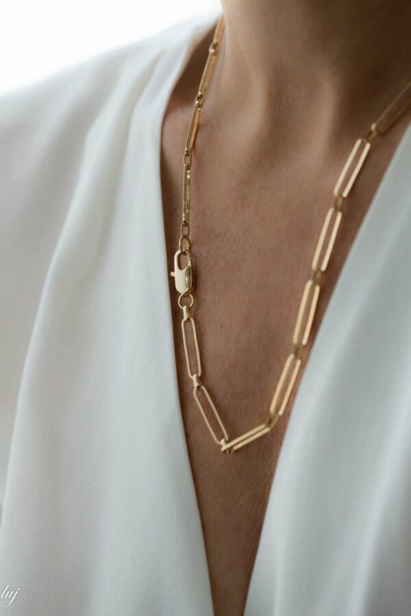 angele-long-necklace-2